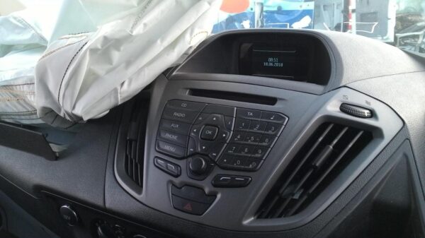 FORD TRANSIT CUSTOM VN 09/2013-12/2017 REAR BUMPER BAR NON PARK SENSOR TYPE - Image 11