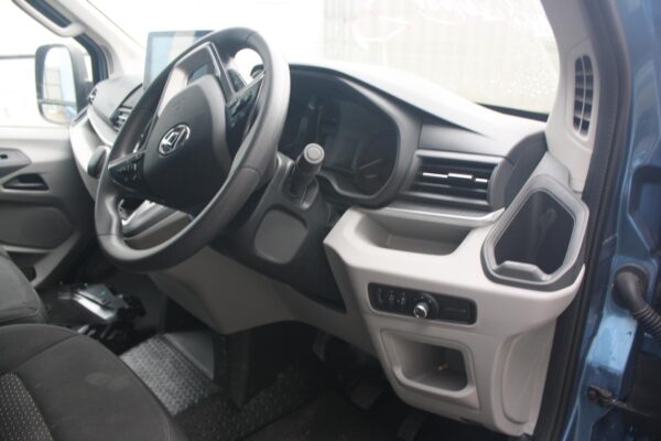 LDV DELIVER 9 07/2020-ON FRONT SEAT RIGHT CLOTH - Image 21