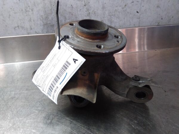 MERCEDES BENZ VITO 447 03/2015-ON RIGHT FRONT HUB ASSEMBLY RWD - Image 2