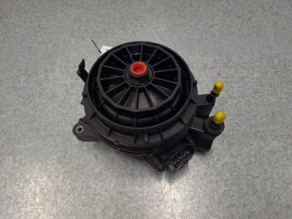 MERCEDES BENZ SPRINTER VS30 05/2018-ON FUEL FILTER HOUSING - Image 2