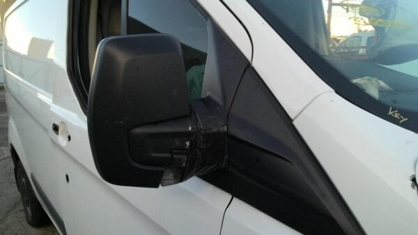 FORD TRANSIT CUSTOM VN 09/2013-12/2017 REAR BUMPER BAR NON PARK SENSOR TYPE - Image 13