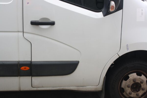 RENAULT MASTER X62 09/2011-ON RIGHT SIDE LONG MOULD - Image 10