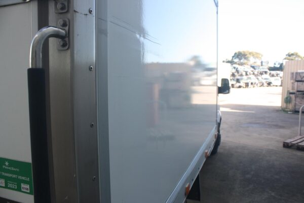 MERCEDES BENZ SPRINTER NCV3 10/2006-04/2018 LEFT TAILLIGHT CAB CHASSIS - Image 15