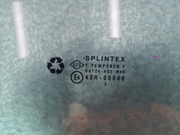 RENAULT TRAFIC X83 04/2004-12/2014 RIGHT FRONT DOOR WINDOW - Image 2