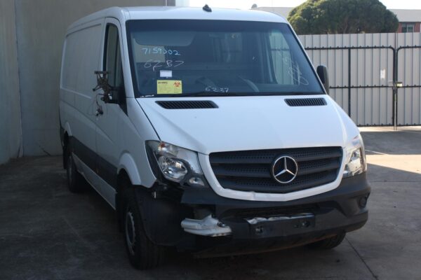 MERCEDES BENZ SPRINTER NCV3 10/2006-04/2018 RIGHT GUARD LINER REAR SECTION - Image 3