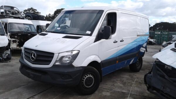 MERCEDES BENZ SPRINTER NCV3 10/2006-04/2018 MUD FLAPS RIGHT REAR - Image 13