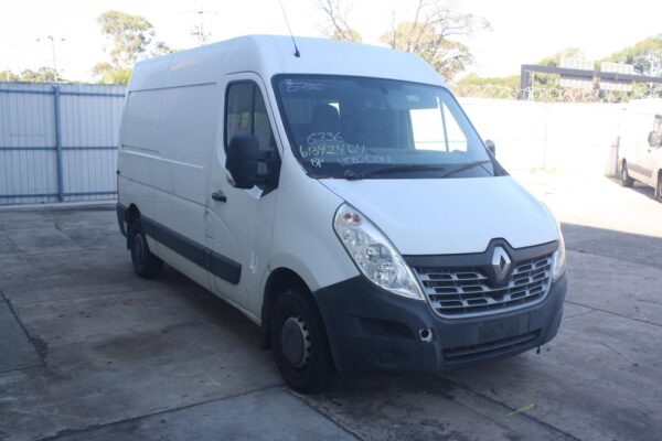 RENAULT MASTER X62 09/2011-ON REAR BUMPER BAR W/ PARK SENSOR TYPE - Image 8