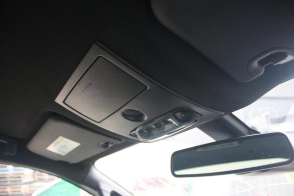 FORD RANGER PX 06/2011-04/2022 COURTESY LIGHT FRONT WILDTRAK BLACK - Image 51