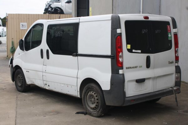 RENAULT TRAFIC X83 04/2004-12/2014 RIGHT FRONT 1/4 DOOR GLASS VAN - Image 14