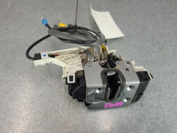 VOLKSWAGEN CRAFTER 02/2007-07/2017 LOCK MECHANISM RIGHT FRONT DOOR - Image 33