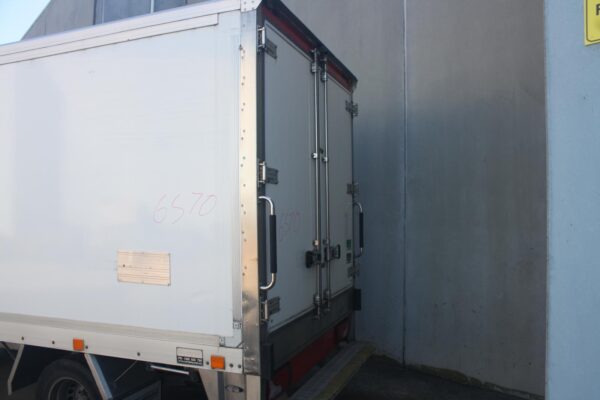 MERCEDES BENZ SPRINTER NCV3 10/2006-04/2018 LEFT TAILLIGHT CAB CHASSIS - Image 12