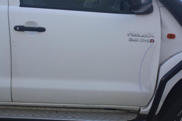 TOYOTA HILUX 03/2005-08/2015 RIGHT REAR DOOR HINGE/RUNNER LOWER - Image 23