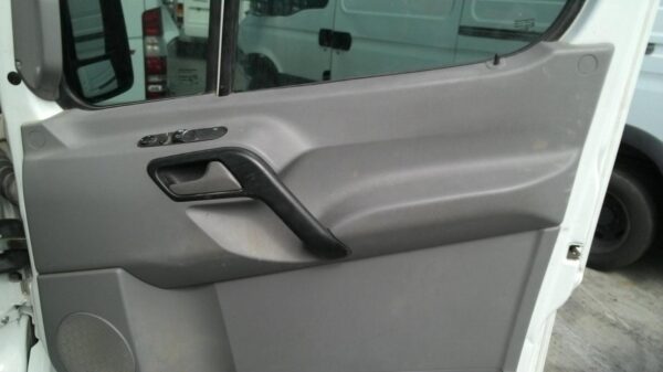 MERCEDES BENZ SPRINTER NCV3 10/2006-04/2018 A/C CONDENSER EURO 4 TYPE - Image 8