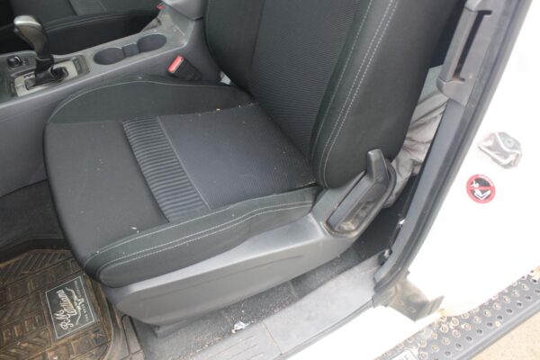 FORD RANGER XLT 06/2015-04/2022 FRONT SEAT LEFT BUCKET SEAT TYPE PX CLOTH - Image 19
