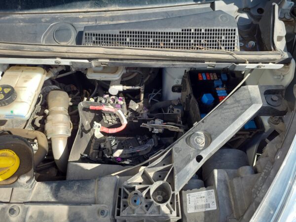 RENAULT TRAFIC X82 01/2015-ON FUEL SENDING UNIT - Image 12