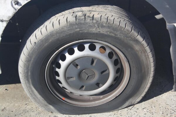 MERCEDES BENZ SPRINTER VS30 05/2018-ON PAIR BONNET HINGE/STRUT - Image 31