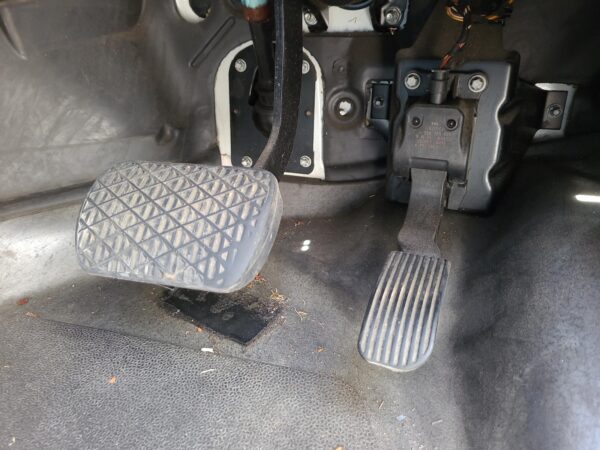 VOLKSWAGEN CRAFTER 02/2007-07/2017 ACCELERATOR PEDAL ASSEMBLY - Image 25