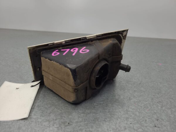 FORD TRANSIT VH-VJ 10/2000-08/2006 FUEL DOOR - Image 2