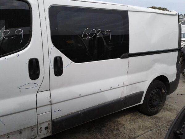 RENAULT TRAFIC X83 04/2004-12/2014 ROCKER COVER VAN - Image 16