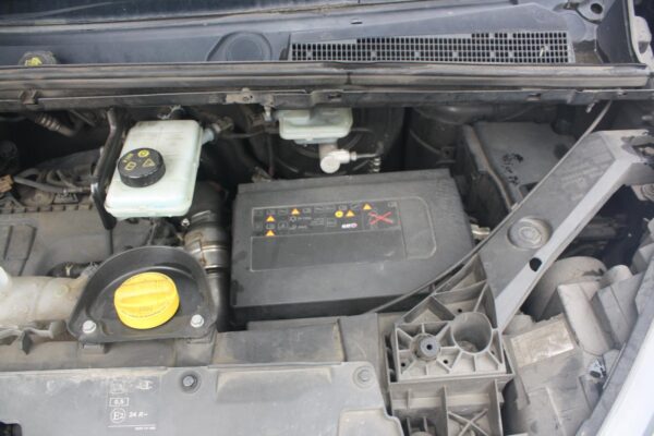 RENAULT TRAFIC X82 01/2015-ON LEFT REAR HUB ASSEMBLY - Image 30