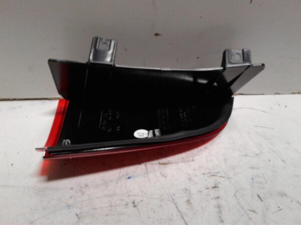 MERCEDES BENZ VITO 639 02/2006-2015 NEW LEFT UPPER TAILLIGHT REFLECTOR LENS - Image 3