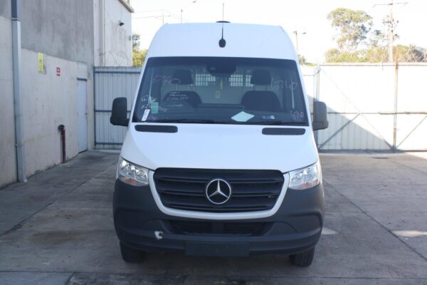 MERCEDES BENZ SPRINTER VS30 05/2018-ON RIGHT FRONT 1/4 DOOR GLASS - Image 7