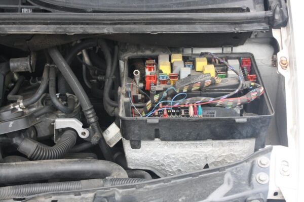 MERCEDES BENZ VITO 05/2004-01/2011 LEFT FRONT DOOR ECU - Image 11