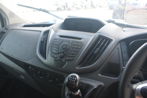 FORD TRANSIT VO 03/2015-04/2019 STEREO/HEAD UNIT NON SAT NAV TYPE - Image 23