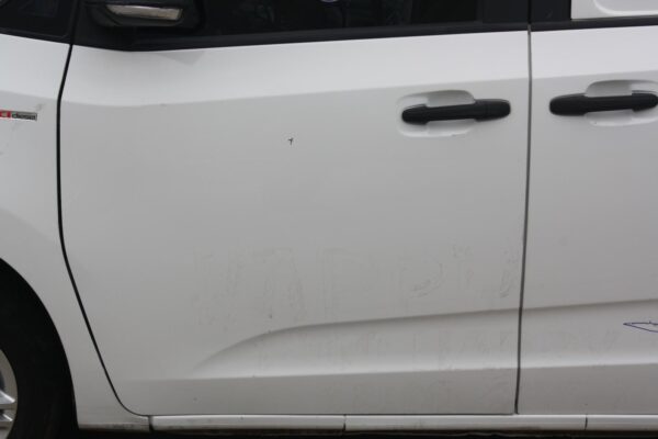 LDV G10 SV7A/SV7C 04/2015-2023 LEFT TAILLIGHT IN BUMPER WAGON/VAN - Image 8