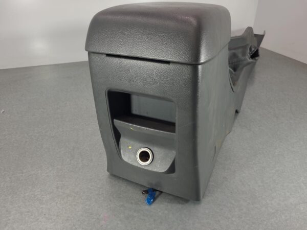 FORD RANGER PX SERIES 1 06/2011-06/2015 CONSOLE W/ 4WD SWITCH BUCKET SEAT TYPE - Image 8