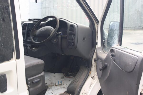 FORD TRANSIT VH-VJ 10/2000-08/2006 ELECTRIC MIRROR SWITCH ON RIGHT DOOR TRIM - Image 32