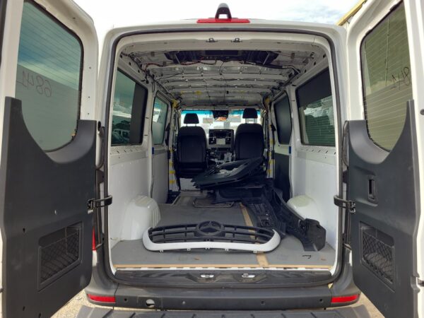 MERCEDES BENZ SPRINTER VS30 05/2018-ON LEFT BARN DOOR RUBBER SEAL VAN LOW ROOF - Image 12