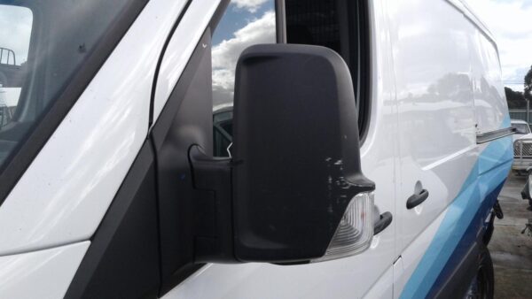 MERCEDES BENZ SPRINTER NCV3 10/2006-04/2018 MUD FLAPS RIGHT REAR - Image 4