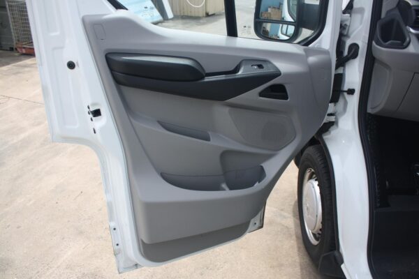 LDV DELIVER 9 07/2020-ON RIGHT DOOR MIRROR NON POWER FOLD NON BLIND SPOT TYPE - Image 12