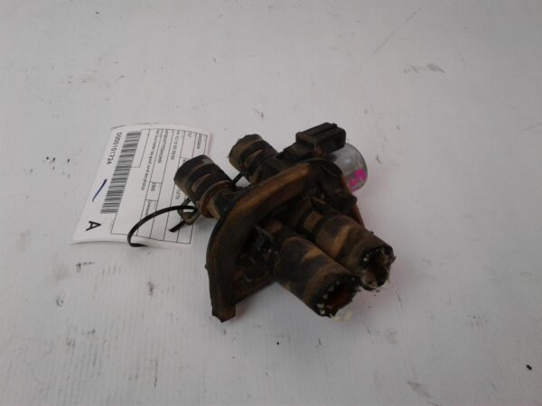 FORD TRANSIT VH-VJ 10/2000-08/2006 WATER PIPES/OUTLETS - Image 2