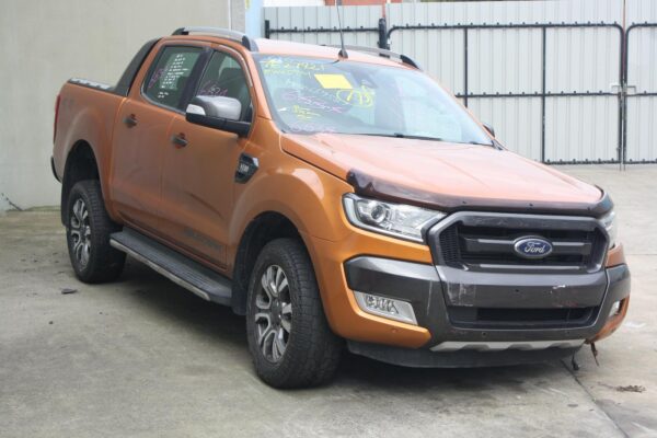 FORD RANGER PX 06/2011-04/2022 COURTESY LIGHT FRONT WILDTRAK BLACK - Image 46