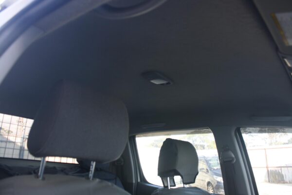 TOYOTA HILUX 03/2005-08/2015 RIGHT REAR DOOR HINGE/RUNNER LOWER - Image 37