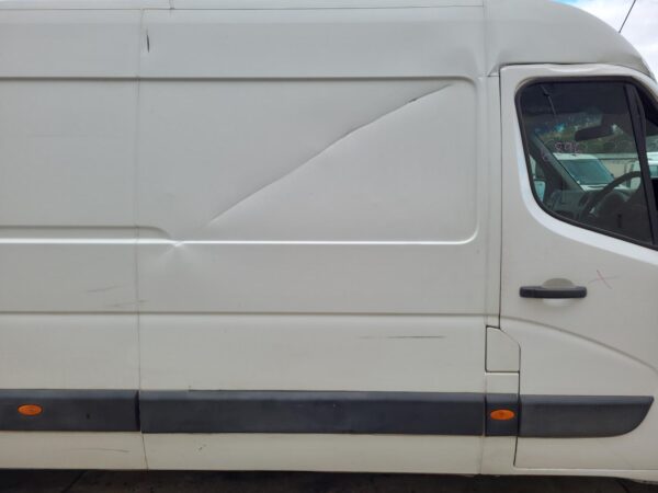 RENAULT MASTER X62 09/2011-ON RIGHT FRONT BODY RUBBER SEAL - Image 10