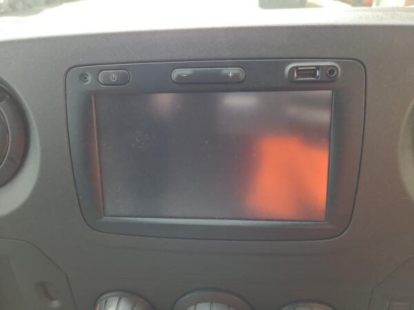 RENAULT MASTER X62 09/2011-01/2020 STEREO HEAD UNIT - Image 28