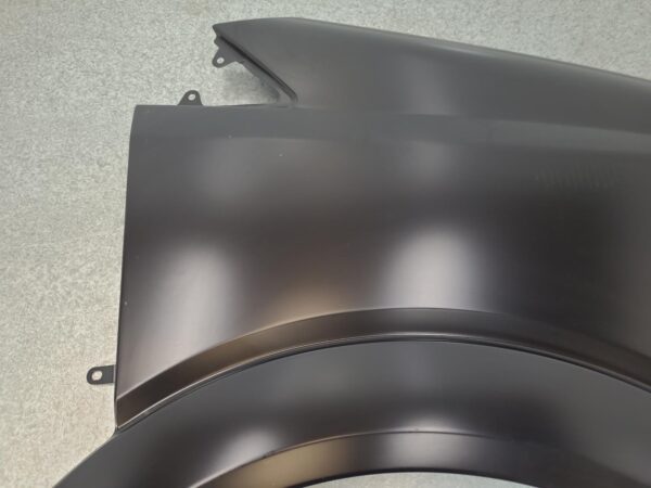 MERCEDES BENZ SPRINTER 10/2006-2014 NEW GENUINE RIGHT GUARD VAN - Image 2