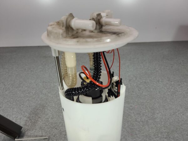 RENAULT TRAFIC X82 01/2015-ON FUEL SENDING UNIT - Image 2