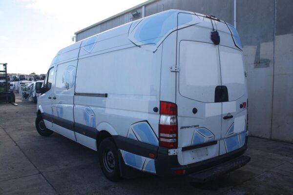 MERCEDES BENZ SPRINTER 10/2006-04/2018 POWER STEER HOSE VAN - Image 14