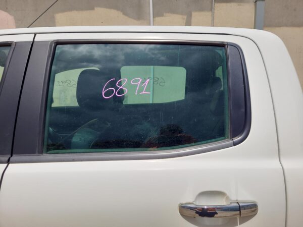 FORD RANGER PX 06/2011-04/2022 LEFT FRONT DOOR WINDOW DUAL CAB TEMPERED TYPE - Image 40