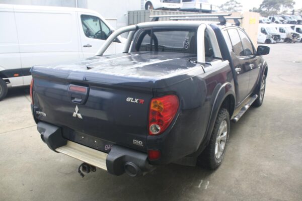 MITSUBISHI TRITON MN 07/2006-04/2015 RIGHT REAR WHEEL ARCH FLARE - Image 13