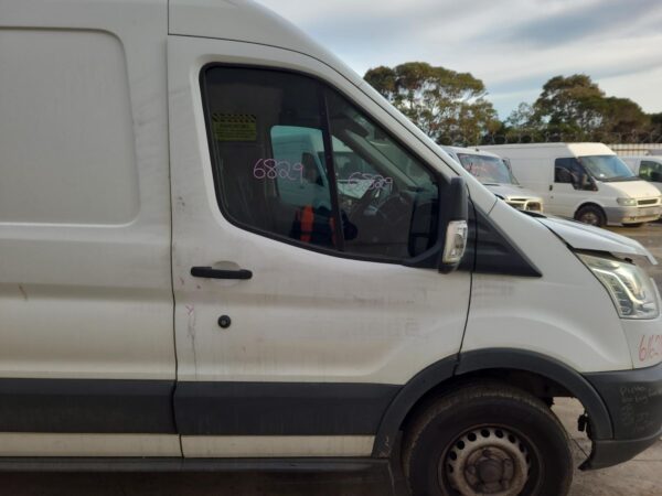 FORD TRANSIT VO 02/2014-ON RIGHT FRONT 1/4 DOOR GLASS - Image 22