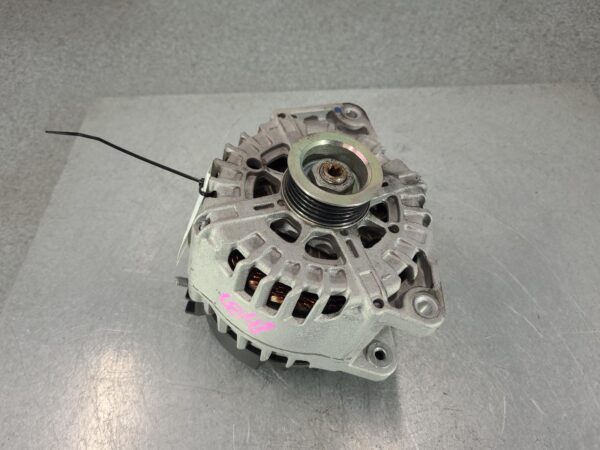 MERCEDES BENZ SPRINTER VS30 01/2022-ON ALTERNATOR DIESEL 2.0L 200AMP - Image 2