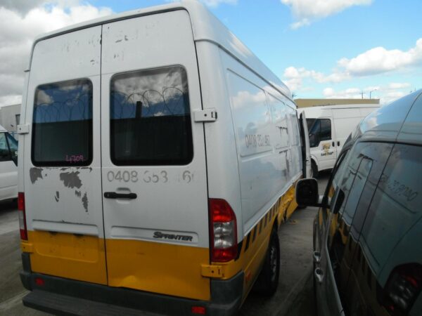 MERCEDES BENZ SPRINTER 02/1998-10/2006 CALIPER LEFT FRONT SINGLE WHEEL TYPE - Image 8