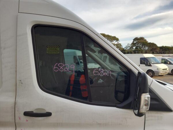 FORD TRANSIT VO 02/2014-ON RIGHT FRONT 1/4 DOOR GLASS - Image 41