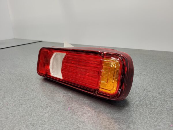 IVECO DAILY 6TH GEN 01/2015-2023 COMPLETE LEFT TAILLIGHT IN BUMPER - Image 2
