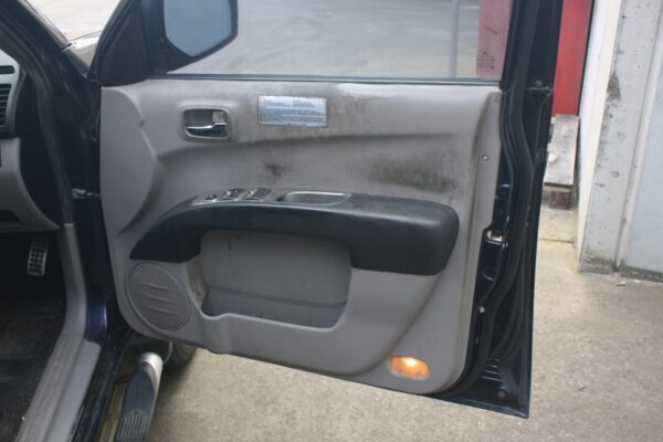 MITSUBISHI TRITON MN 08/2009-04/2015 RIGHT FRONT LOWER DOOR HINGE/RUNNER - Image 22